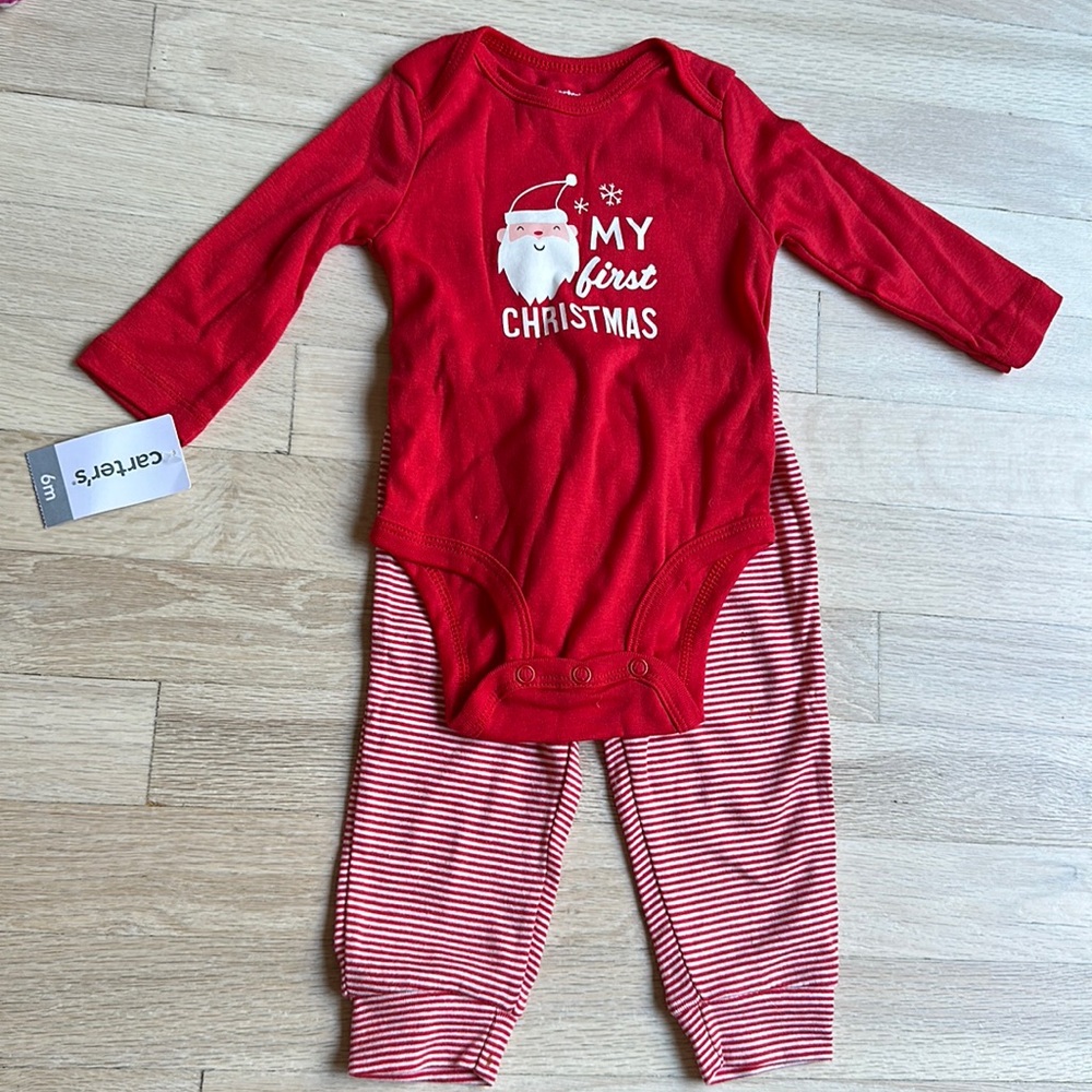 Carter’s Christmas onesie 6M + pants